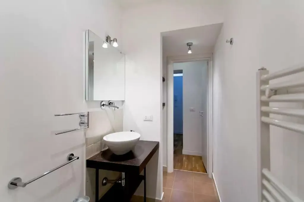 Bb4U Apartments Palermo Italy